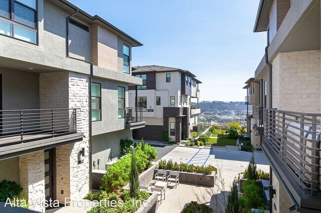 Building Photo - 3 br, 3.5 bath House - 2934 Via Alta Place