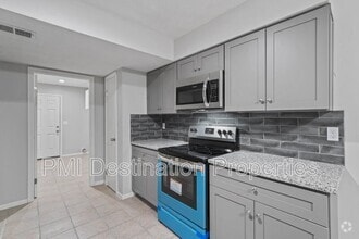 Building Photo - 16306 W 141st Terrace