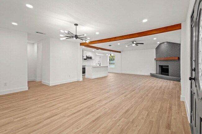 Foto del edificio - 6000 Cool Springs Dr