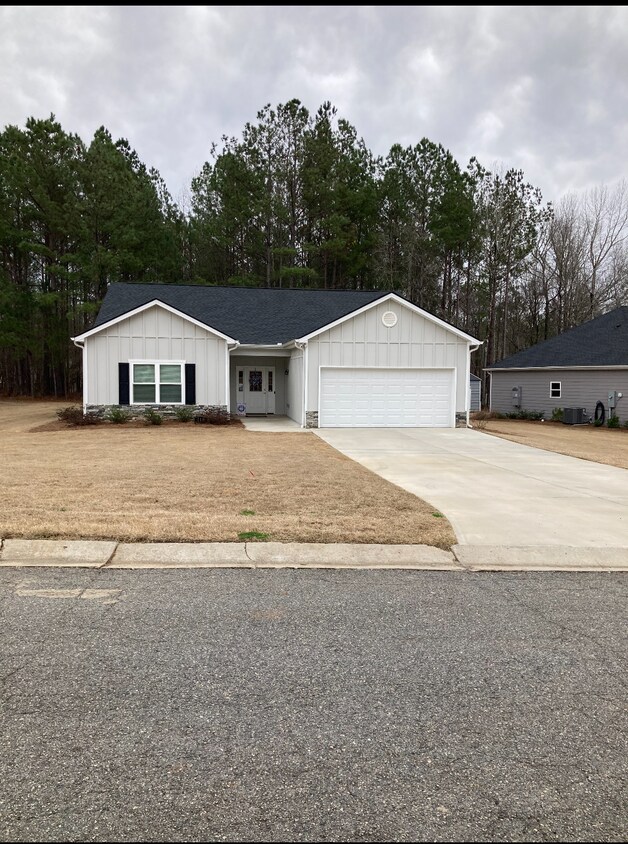 110 Arlington Ct, Milledgeville, GA 31061 House Rental in