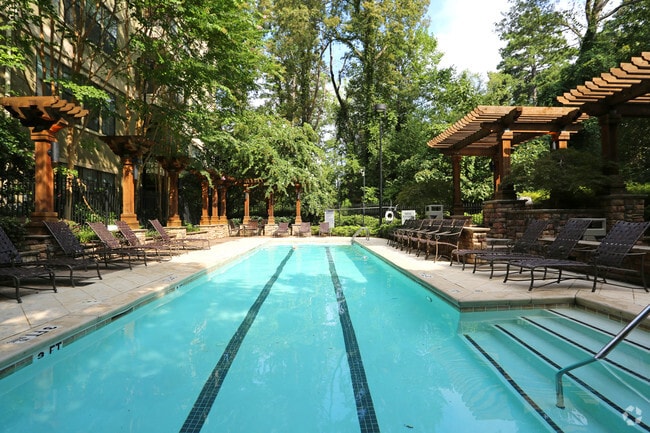 pool - Gramercy at Buckhead