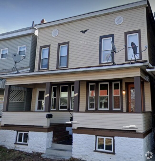 Apartments for rent in Freedom Township PA with Hardwood Floors 1