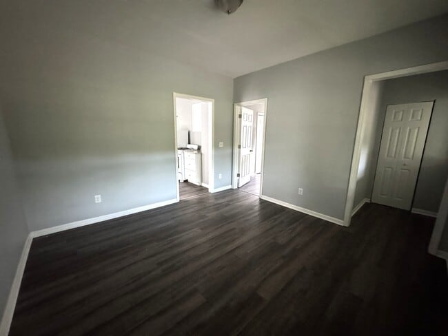 Foto del edificio - 3235 N Bremen St