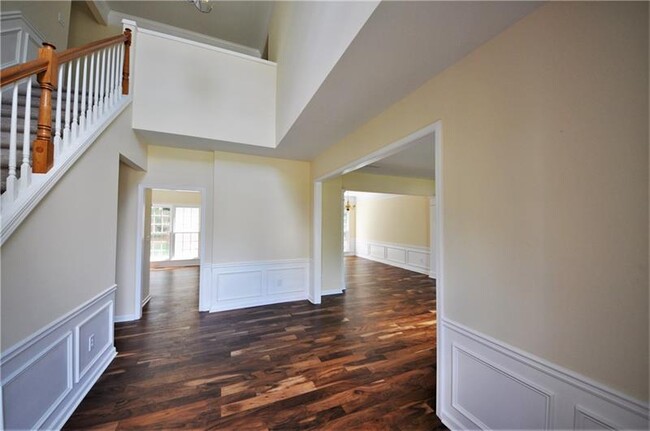 Building Photo - 360 Stedford Ln