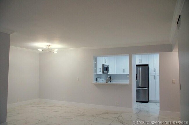Foto del edificio - 10700 NW 14th St