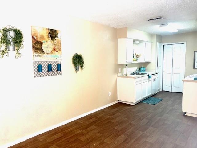 Foto del edificio - 328 Spring Branch Ln