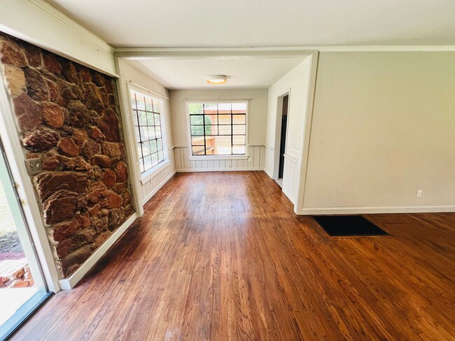 Building Photo - Charming 2BD 1BA Home in Norman, OK!!!