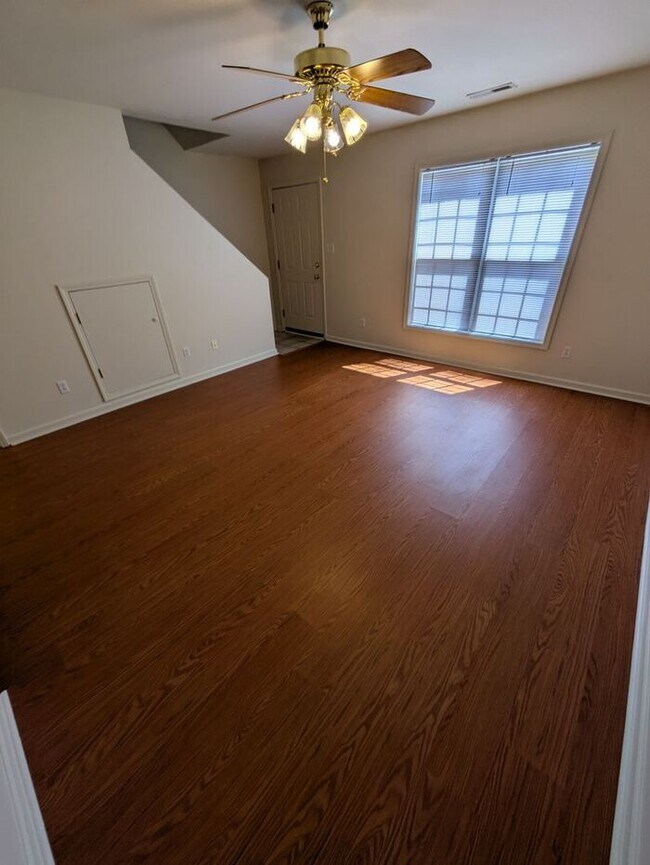 Foto del edificio - 2BD/2.5BA Unit at Water Oaks!