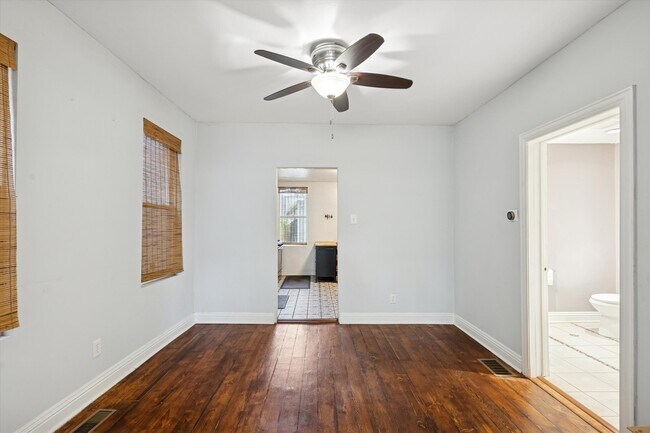 Foto del edificio - 1426 N Avers Ave