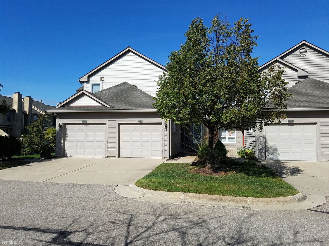 Primary Photo - 3 br, 3.5 bath Condo - 2050 Bancroft Dr