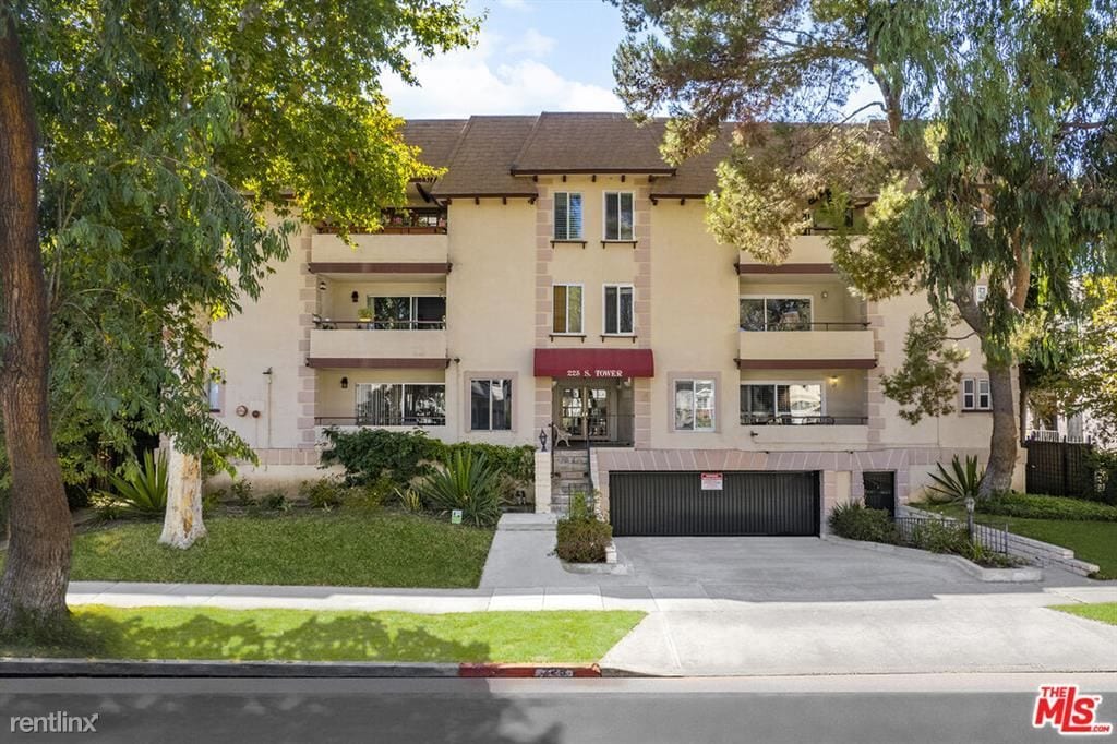 Primary Photo - 2 br, 2 bath Condo - 225 S Tower Dr Unit 101