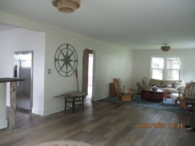 Building Photo - 2640 Queets Ave