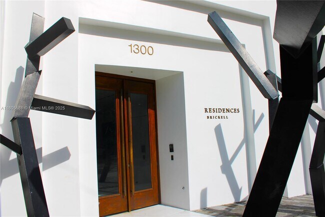 Building Photo - 1300 S Miami Ave