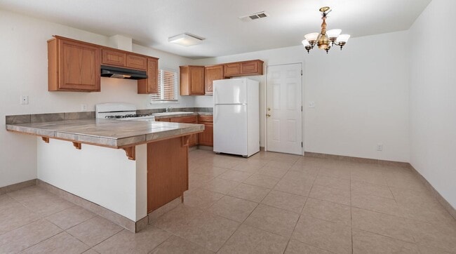 Foto del edificio - Sanger Home for Rent