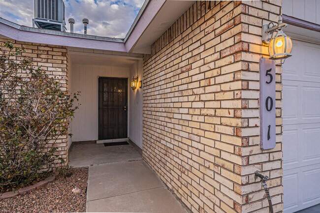 Building Photo - 501 Legacy Ct