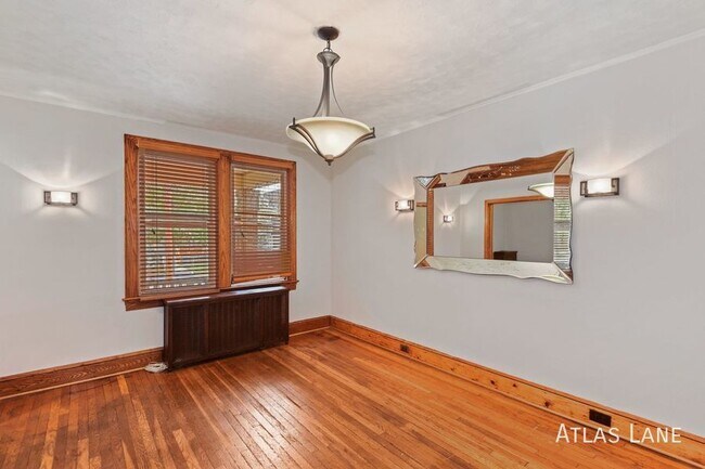 Foto del edificio - Professionally Managed // 3 Bedroom 2.5 Ba...