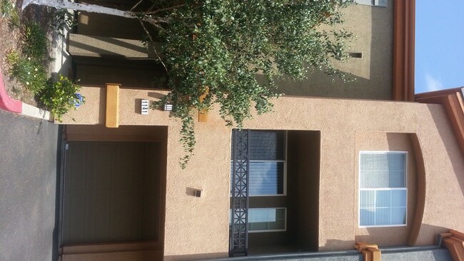 Foto del edificio - Great 2.5 Condo for rent in Natomas