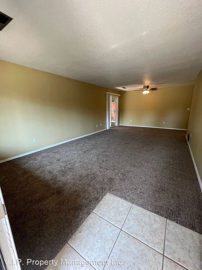 Foto del edificio - 3 br, 2 bath House - 10319 SE Ellis St
