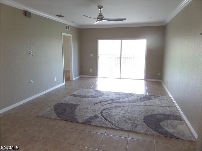 Building Photo - 5308 Chiquita Blvd S