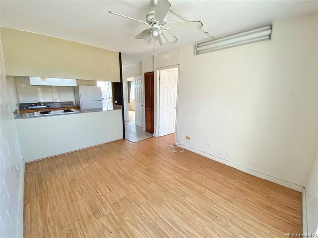 Primary Photo - 1228 Lunalilo St