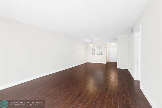 Foto del edificio - 1750 NW 3rd Terrace