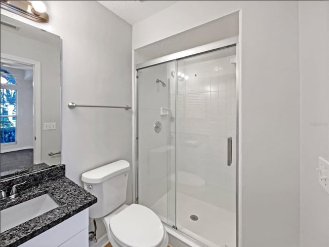 Foto del edificio - 204 Baytree Blvd