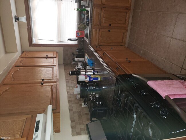 Foto del edificio - 3 br, 1 bath House - 14001 Edmore Dr