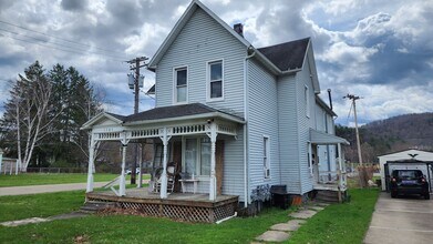 Building Photo - 1501 W Henley St