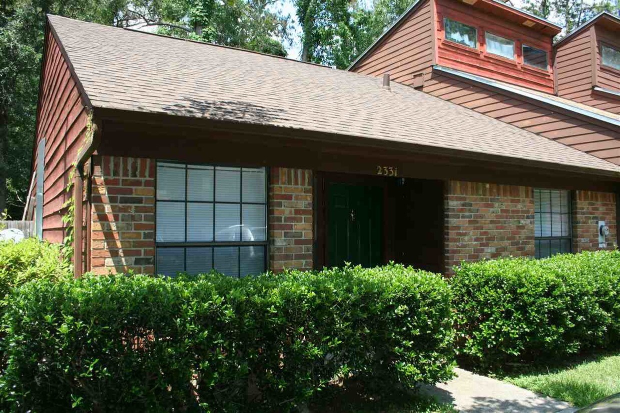 2331 Hartsfield Way, Tallahassee, FL 32303 Townhome Rentals in Tallahassee FL