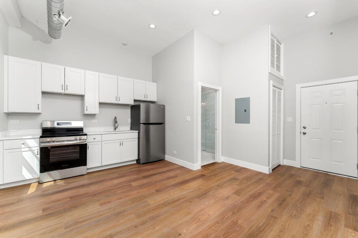 Primary Photo - Brand New Luxury Apartments in Edgewater –...