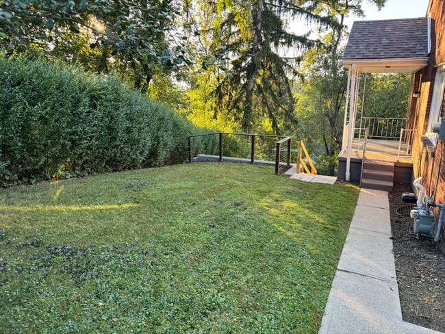 Foto del edificio - 129 Terrace Ct