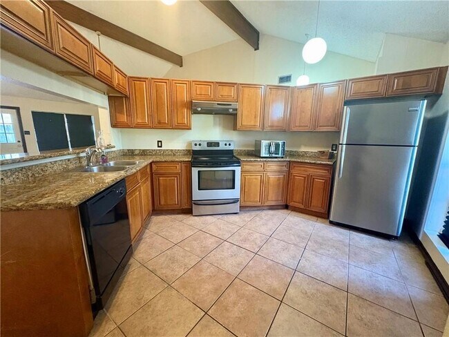 Foto del edificio - 1704 Admiral Nelson Dr