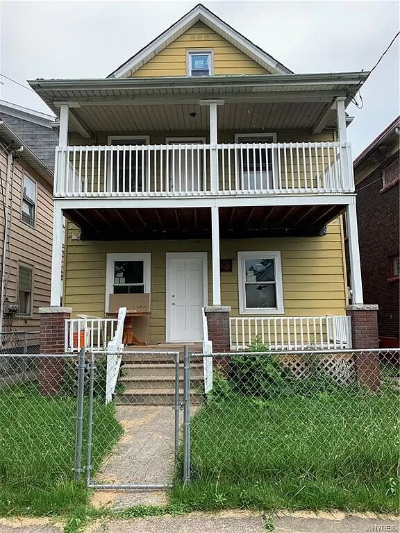 419 18th St Unit 2, Niagara Falls, NY 14303 Room for Rent in Niagara
