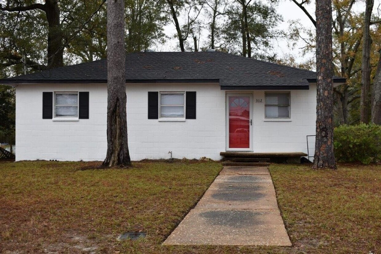 W Register, Geneva, AL House Rental in Geneva, AL