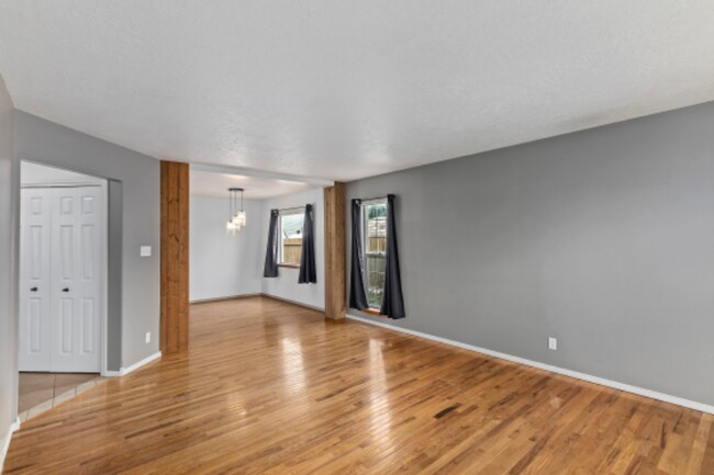 Foto del edificio - 624 Greentree Way