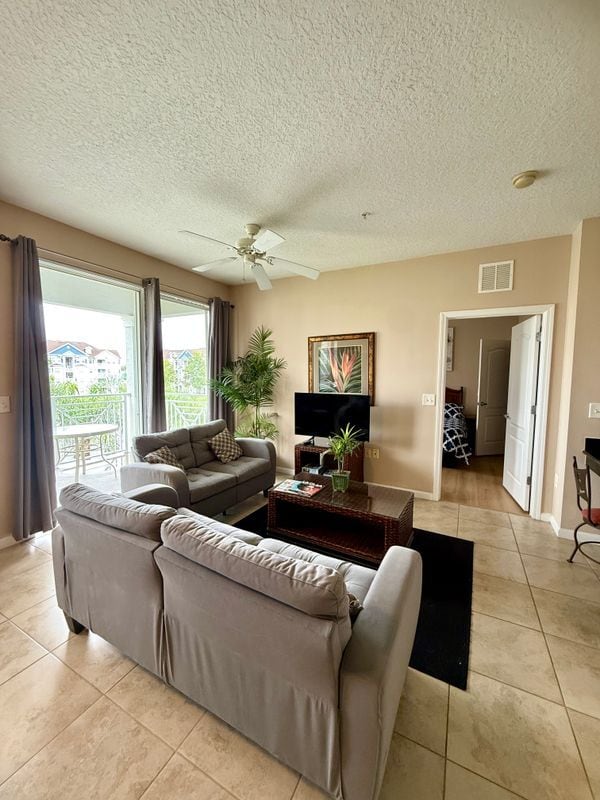 Foto del edificio - 5257 Cane Island Loop