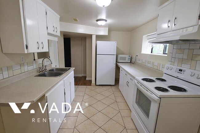Building Photo - 3807 Marine Dr