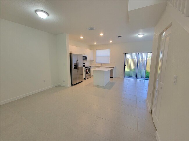 Building Photo - 28637 SW 132 CT