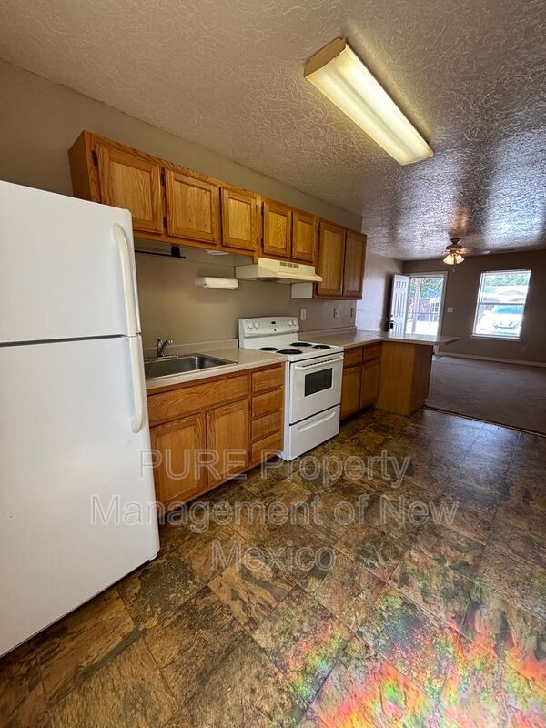 Foto del edificio - 332 Kittell Loop