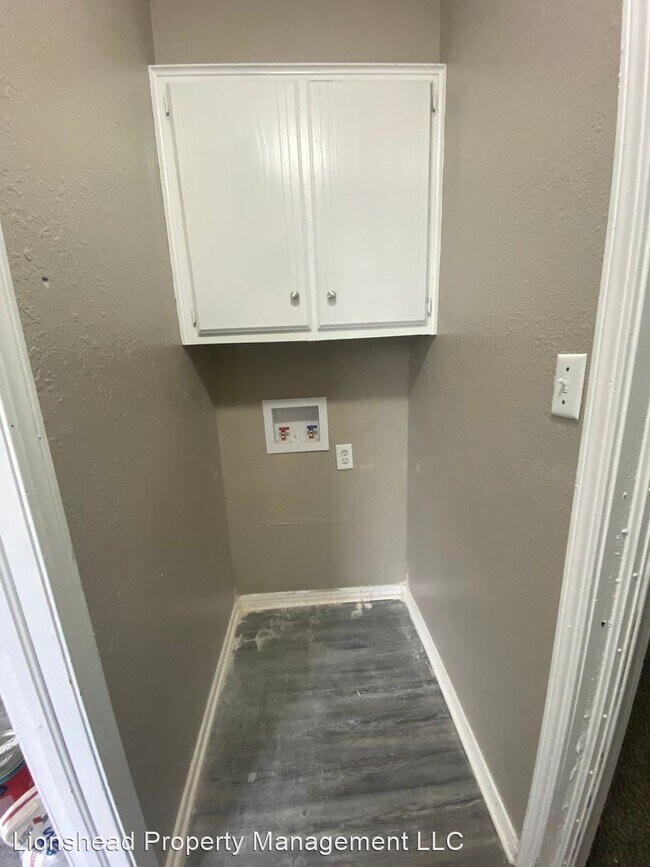 Foto del edificio - 5 br, 2 bath House - 2620 SE 46th St.