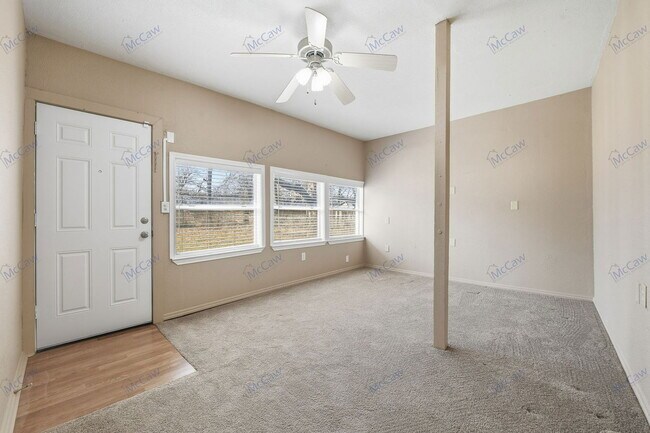 Foto del edificio - 1309 Oakridge Rd