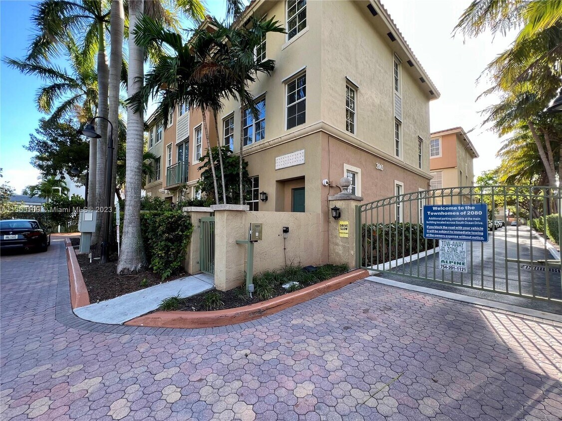 2065 S Ocean Dr, Hallandale Beach, FL 33009 Townhome Rentals in