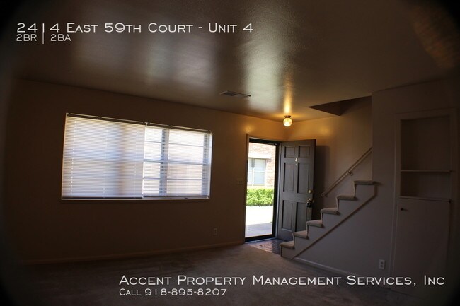 Building Photo - 2414 E 59th Ct