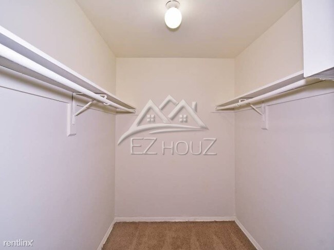 Foto del edificio - 4312 Seminole Ave