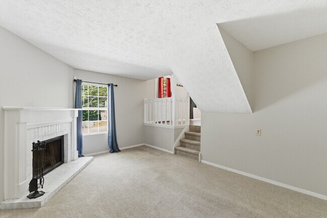 Foto del edificio - Renovated Alpharetta Ranch — Walking Distance to Haynes Bridge Middle, Top-Rated Schools