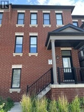 Building Photo - 980-980 Logan Dr