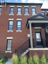 Building Photo - 980-980 Logan Dr