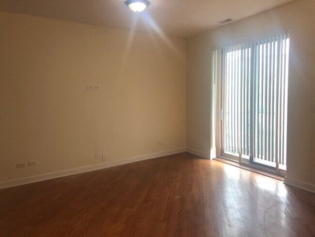 Foto del edificio - 1533 W Hollywood Ave