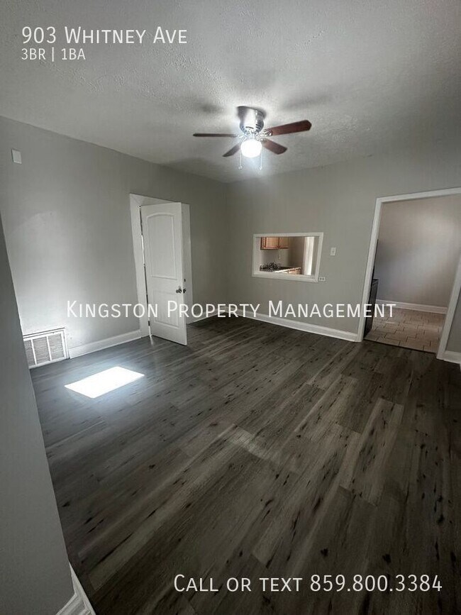 Foto del edificio - 3 bedroom, 1 bathroom house Now Available!...