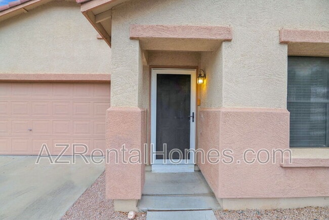 Building Photo - 8842 E Portobello Ave